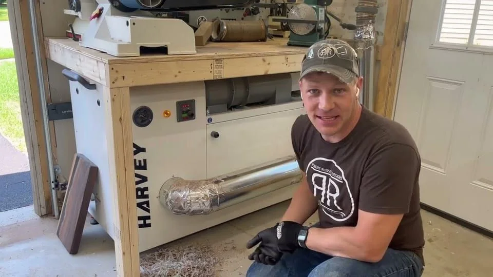 Still from the film “Installing the Harvey G700 dust processor”.